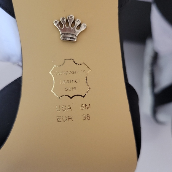 NWT NINA POINTED TO PUMP, SIZE 6 - Picture 4 of 6